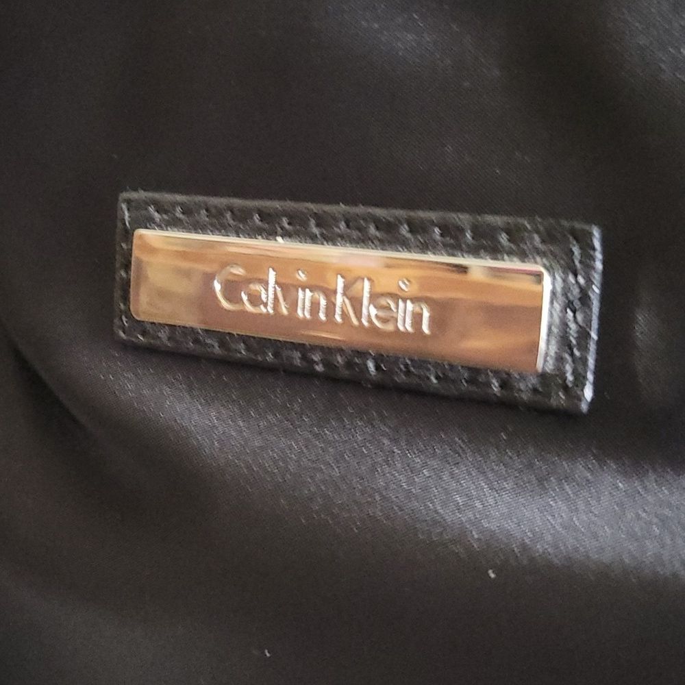 Handbag - Picture 11 of 12